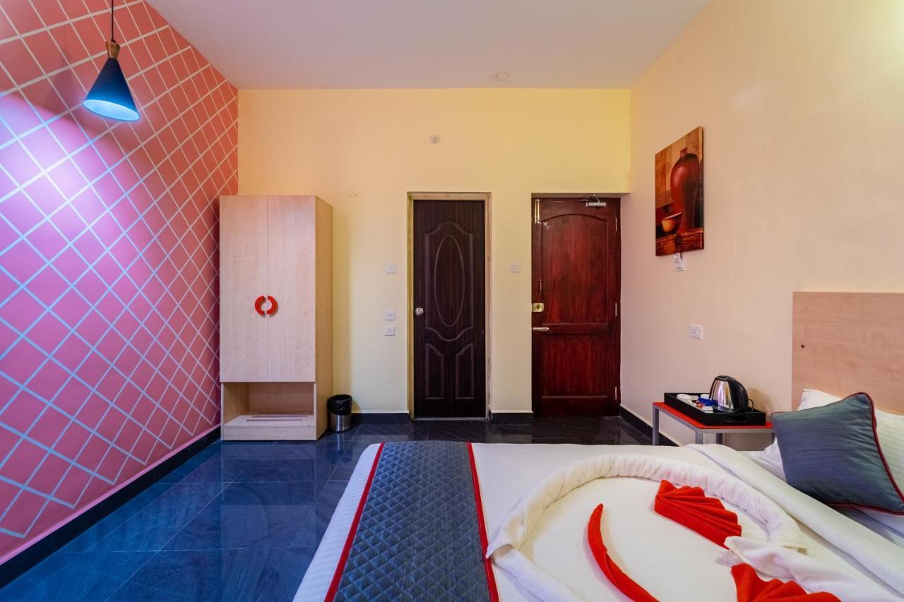 Sornalaxmi Residency ポンディシェリ エクステリア 写真