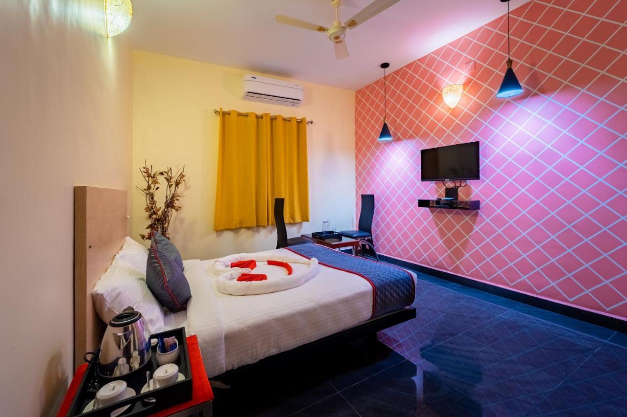 Sornalaxmi Residency ポンディシェリ エクステリア 写真