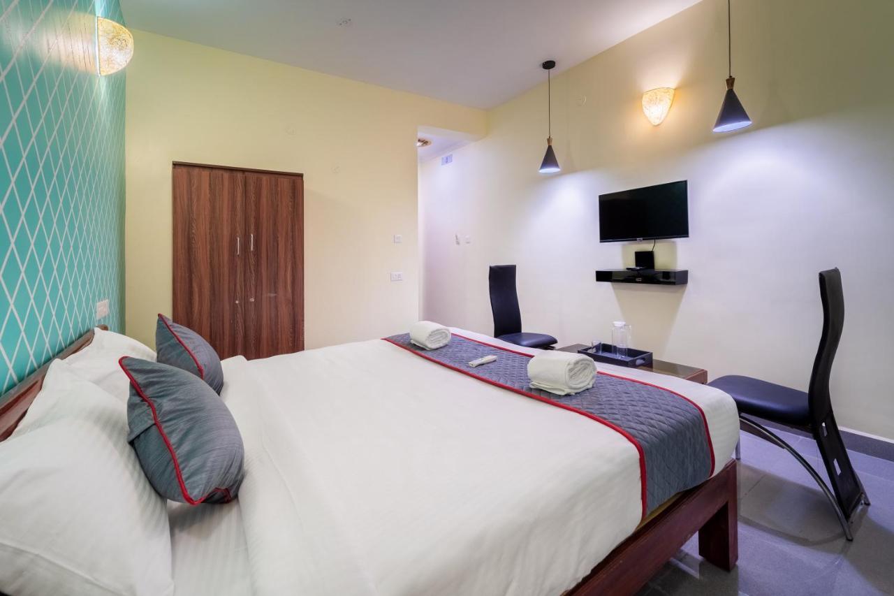 Sornalaxmi Residency ポンディシェリ エクステリア 写真