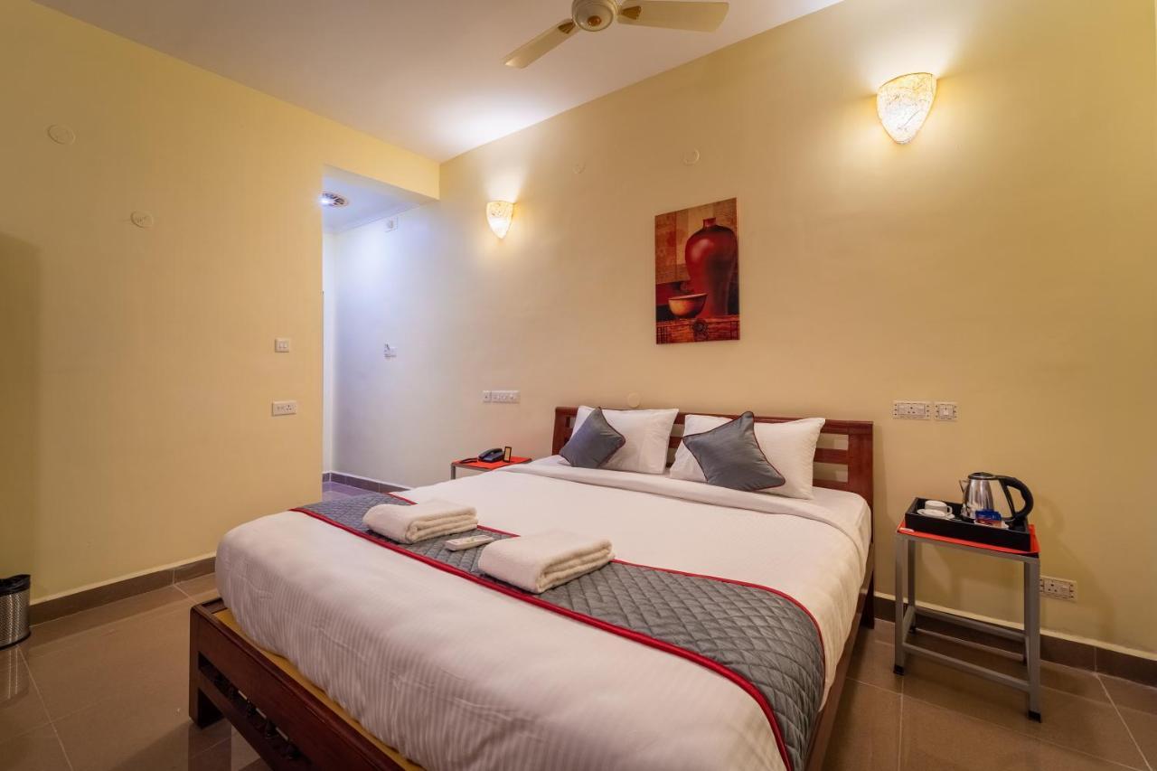 Sornalaxmi Residency ポンディシェリ エクステリア 写真