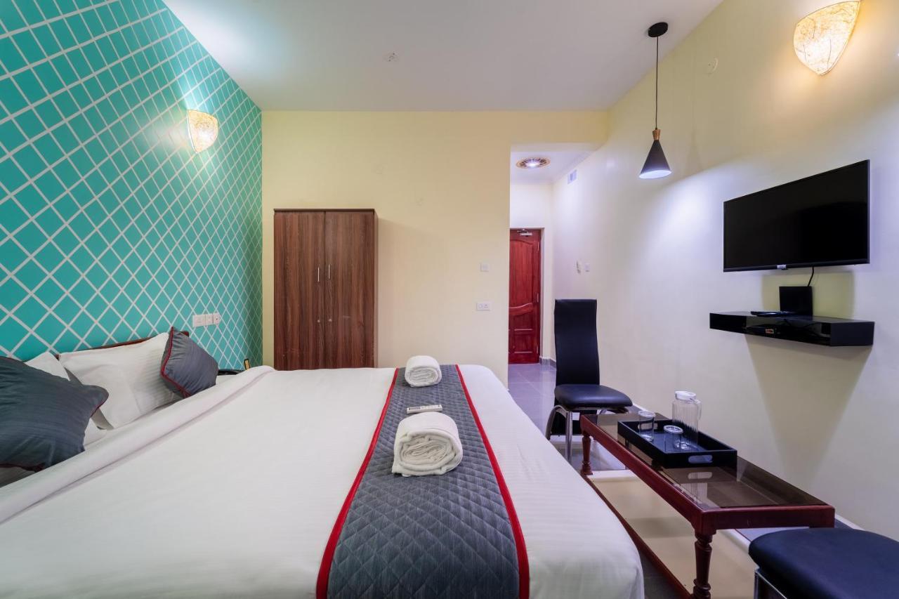Sornalaxmi Residency ポンディシェリ エクステリア 写真